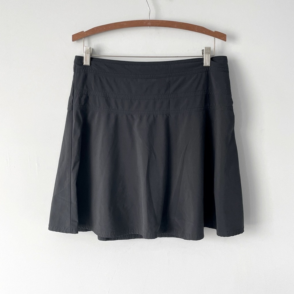 Athleta Black Circle Tennis Skirt